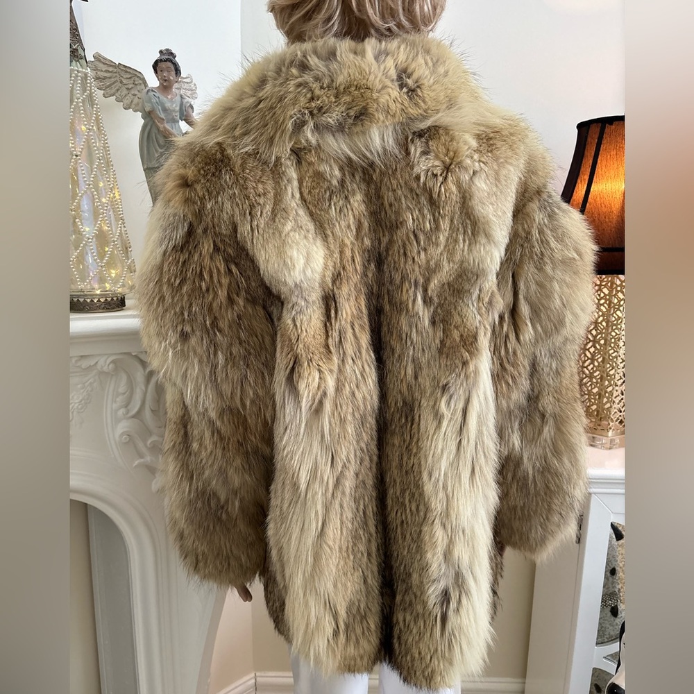 Vintage Elegant Coyote Fur Jacket - Picture 10 of 16